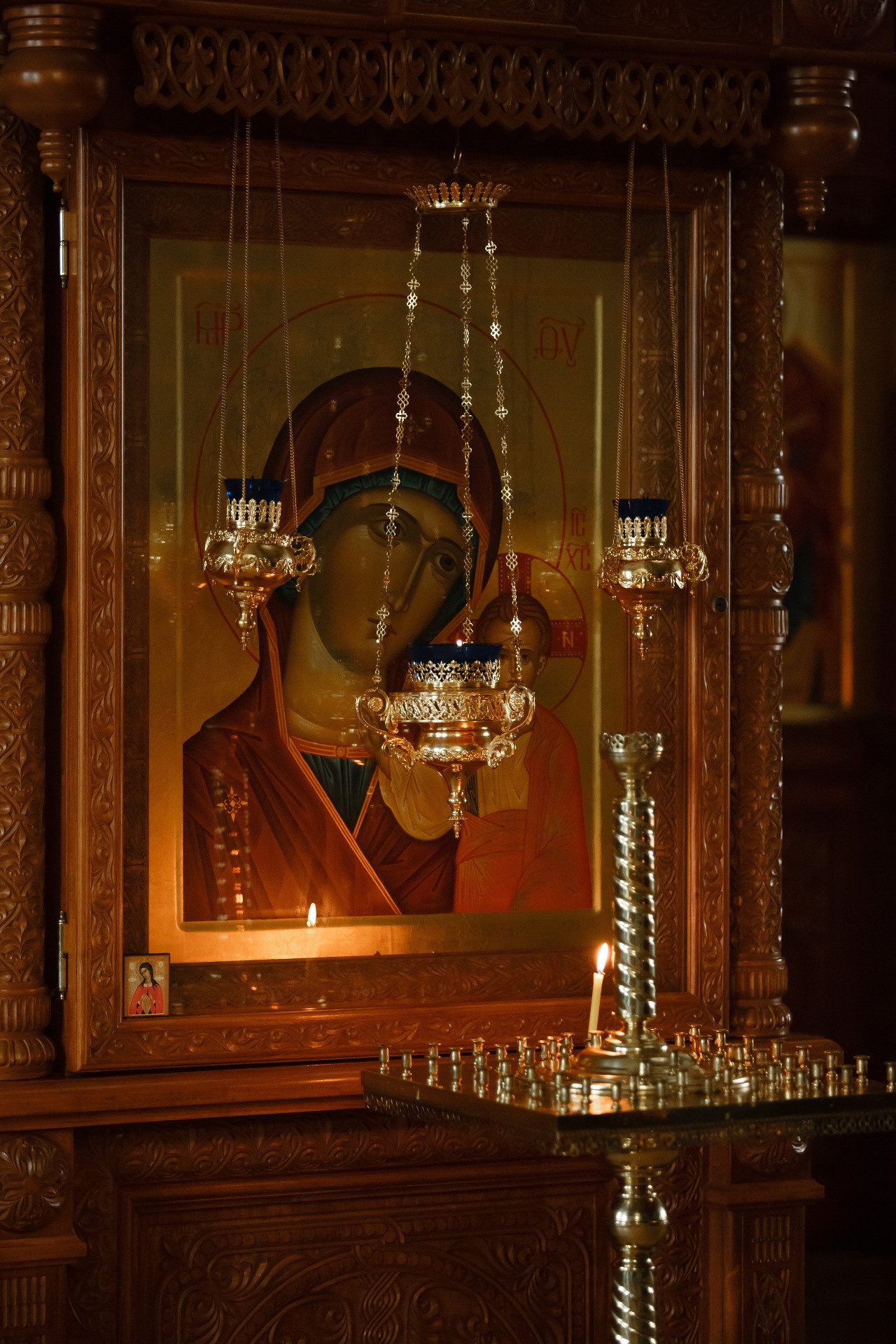 икона божьей матери, храм, убранство храма, 