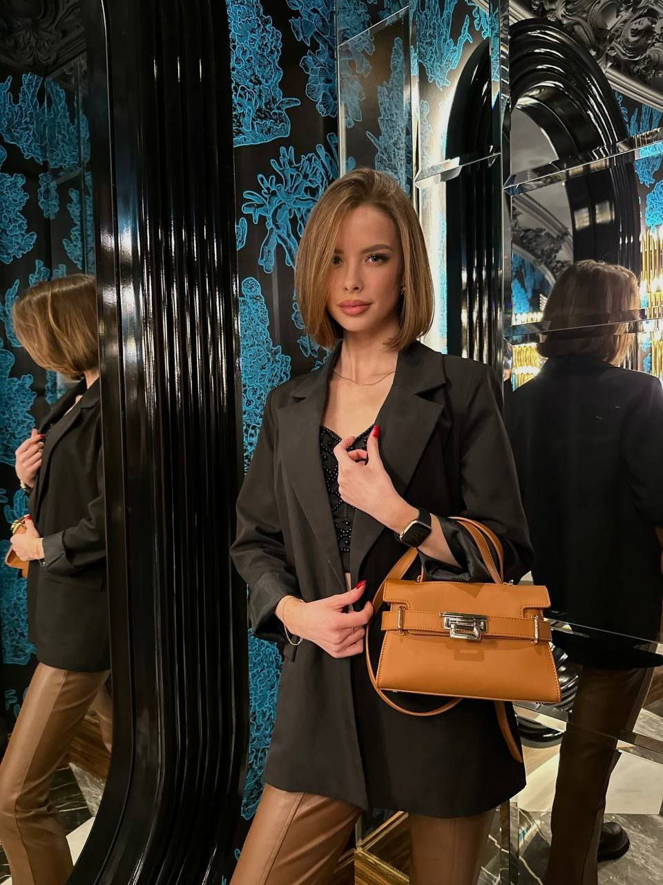 Дарья, 40-42 р-р, рост 175. KED Production — продакшн из СПб. Создаём фото, видео и контент, который помогает брендам и селлерам продавать больше