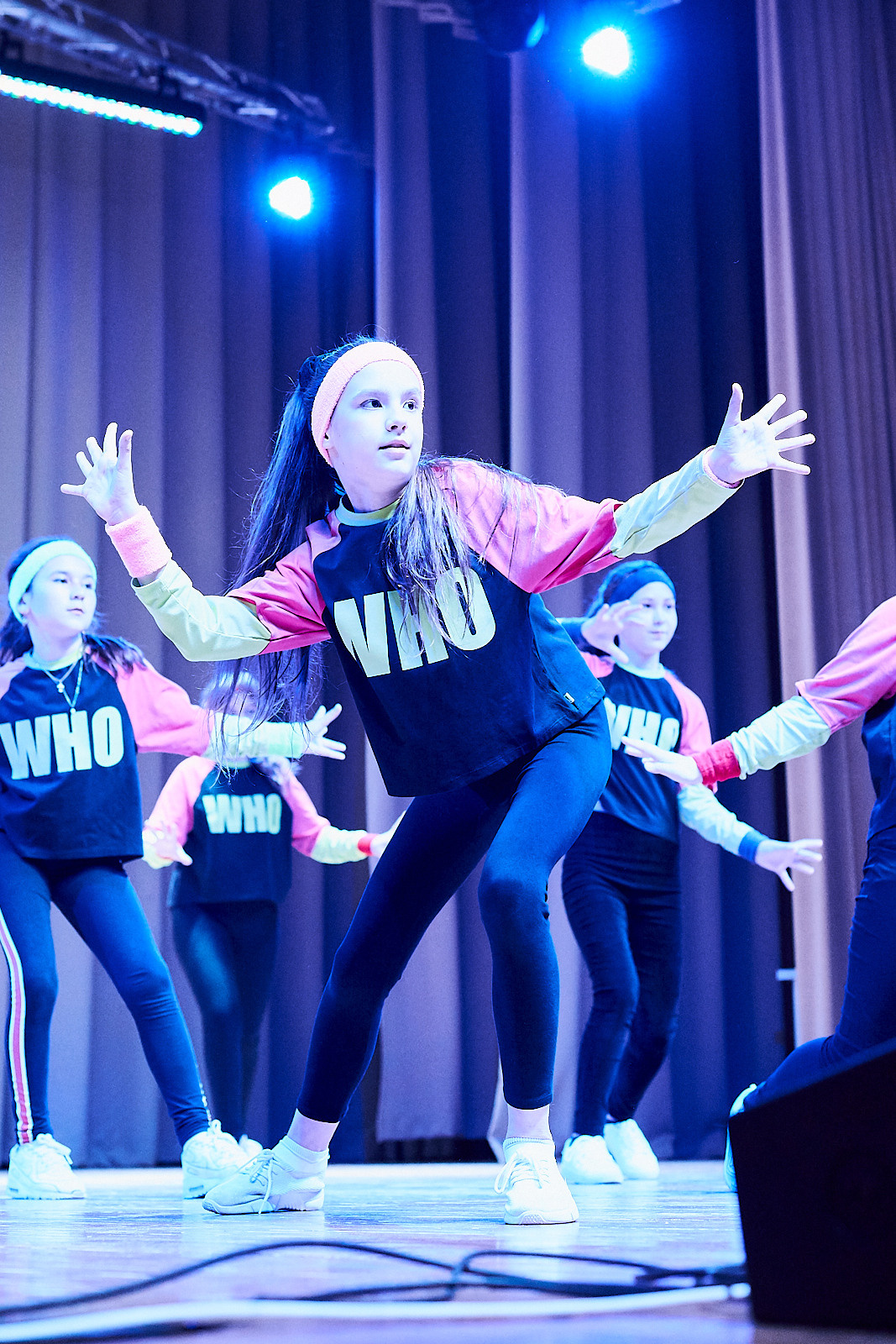 Фоторепортаж с концерта. Танцевальная студия. Репортажный фотограф Георгий Коненков. Репортажная фотосъемка мероприятий. Goganaft.