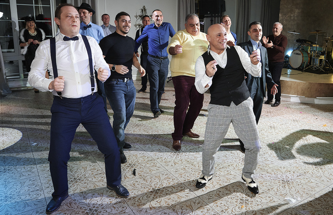 Фоторепортаж взрослые праздники, банкеты, корпоративы. Репортажный фотограф Георгий Коненков. Репортажная фотосъемка мероприятий. Goganaft.