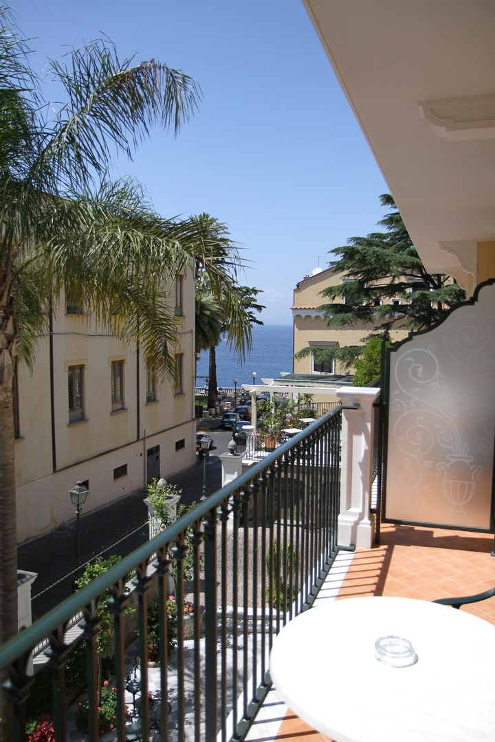 Италия. Сорренто 2011. Улица, люди, жизнь…