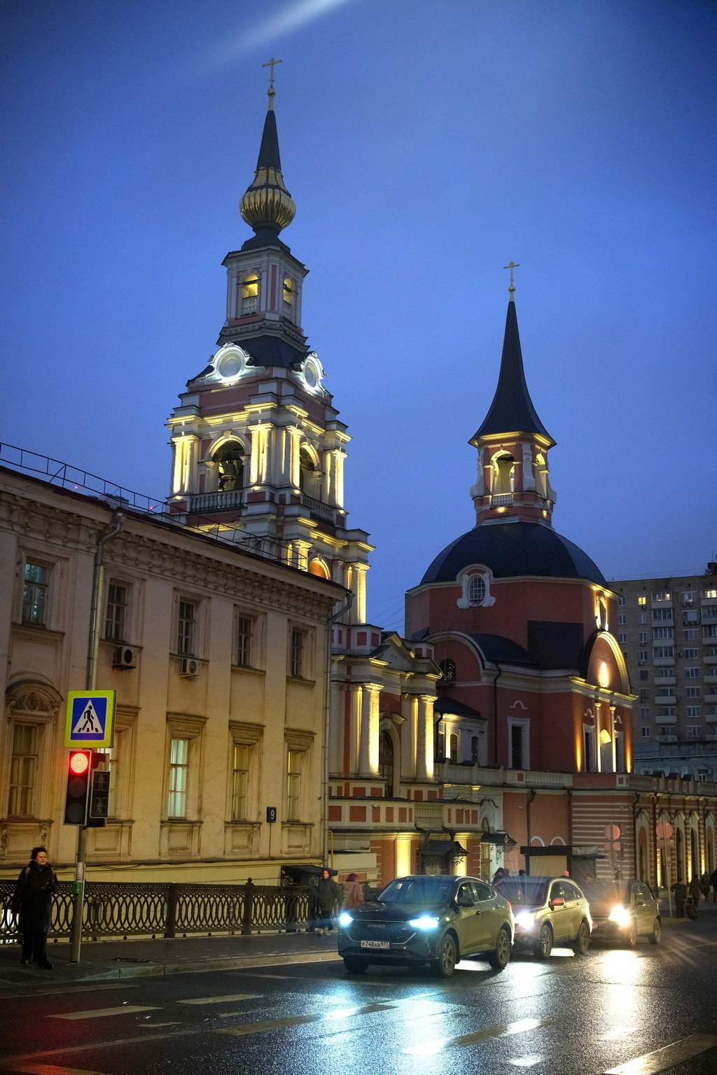 Улица, люди, жизнь…