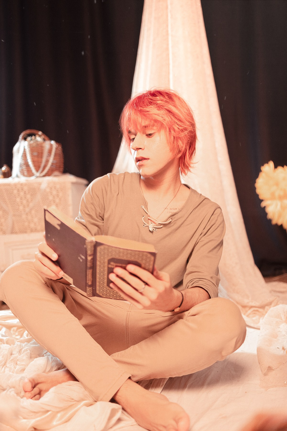 Lesha — flower boy. Лёша Афинский | Art & Fashion Фотограф в Екатеринбурге