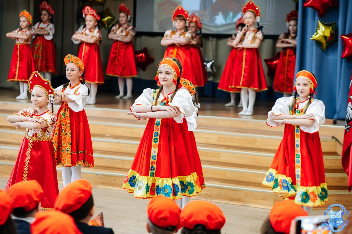 Праздник 9 мая в школе. Фотограф Москва
