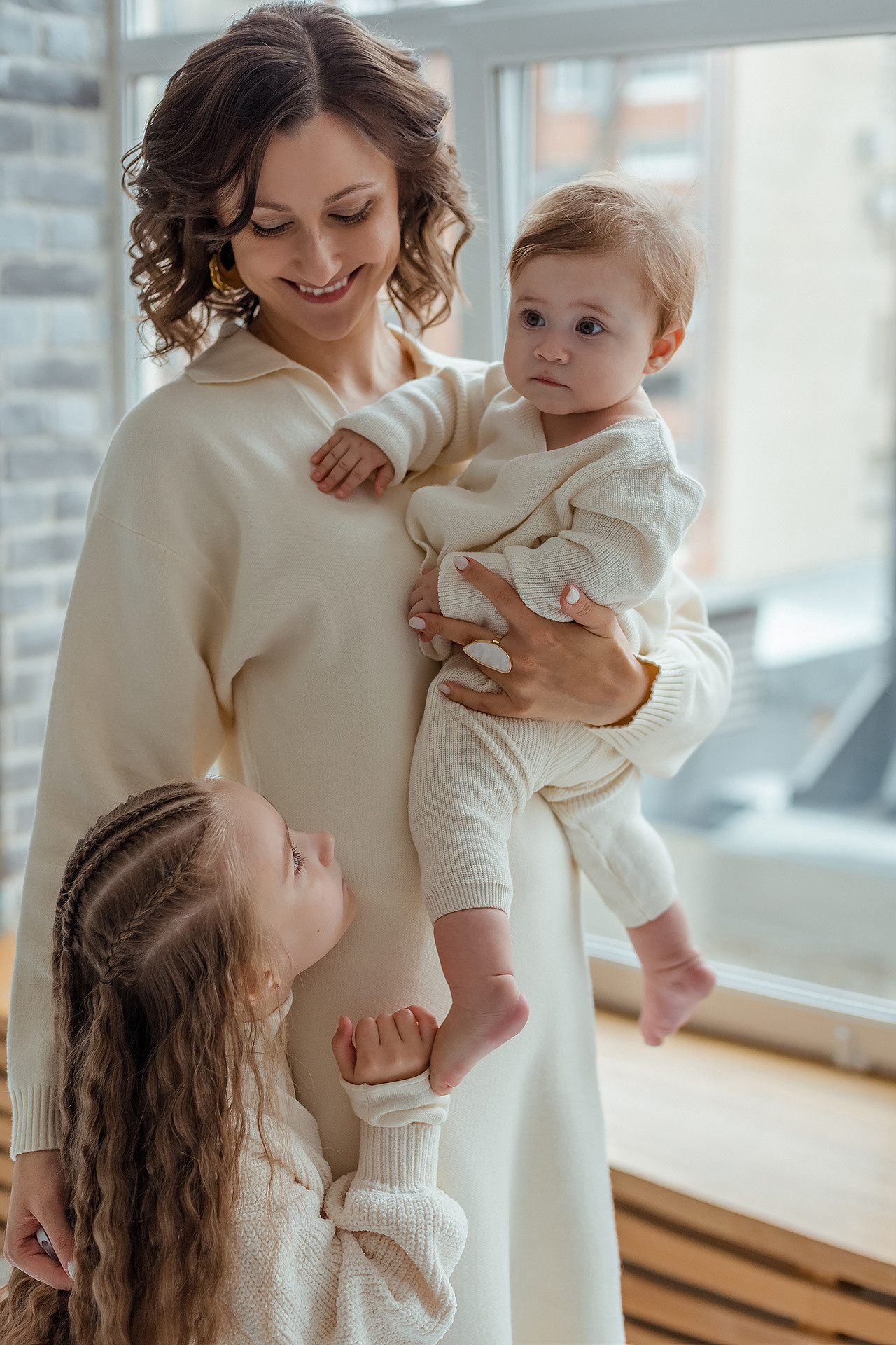 Семейная новогодняя фотосессия со стилистом и визажистом. Фотограф Юлия Кондратьева