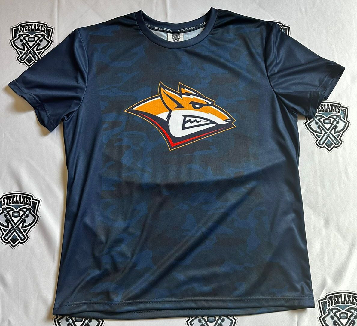 Спорт, одежда, спортивная одежда, бомбер, красная машина, команда, чемпион, фанат,