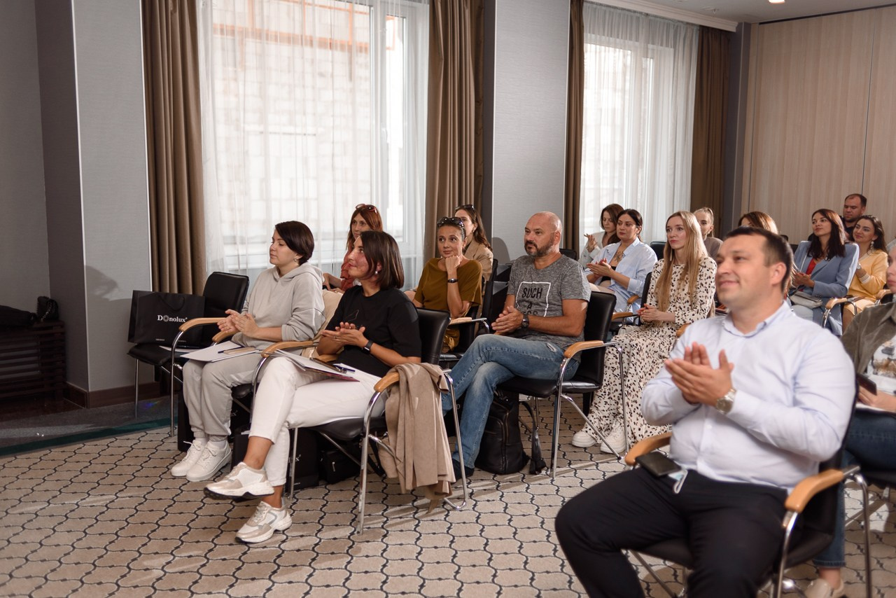 Презентация Donolux. Фотограф Дарья Мустафина, Тюмень