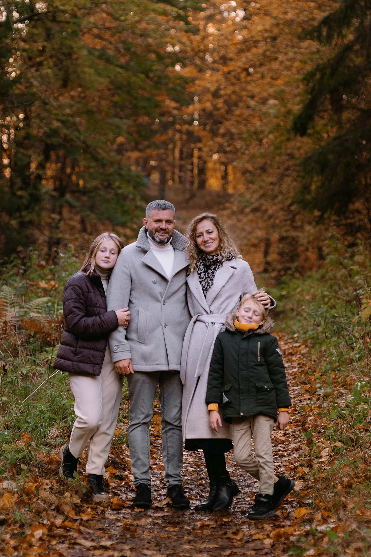 Семейная осенняя фотосессия. Фотограф Юлия Кондратьева