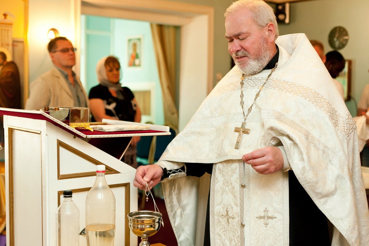 Крещение Свято-Троицкий Храм. г. Всеволожск. Фотограф на крещение в Санкт Петербурге