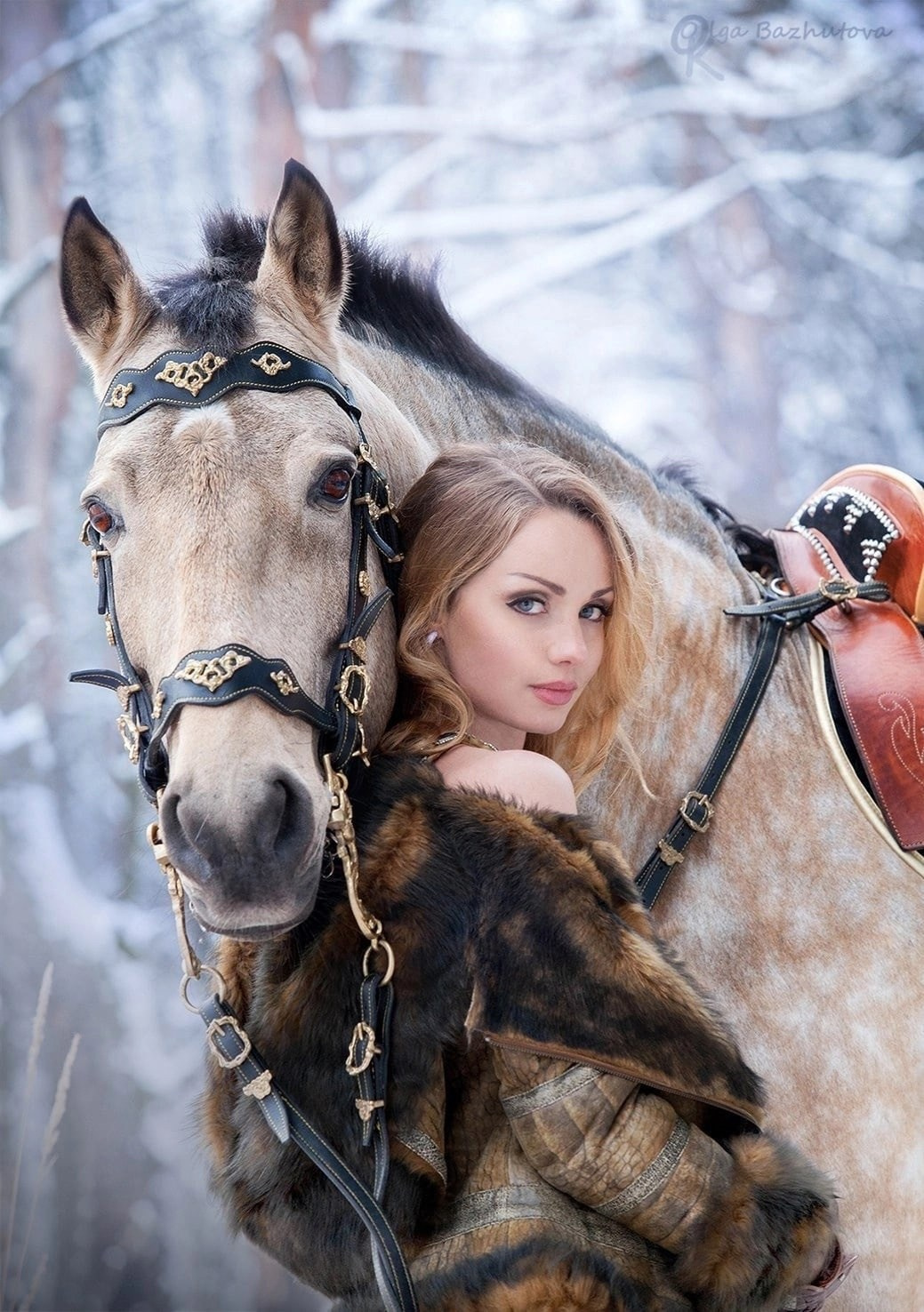 Фотосессия с лошадью в Русском стиле. Ольга Бажутова конный и портретный фотограф в Москве