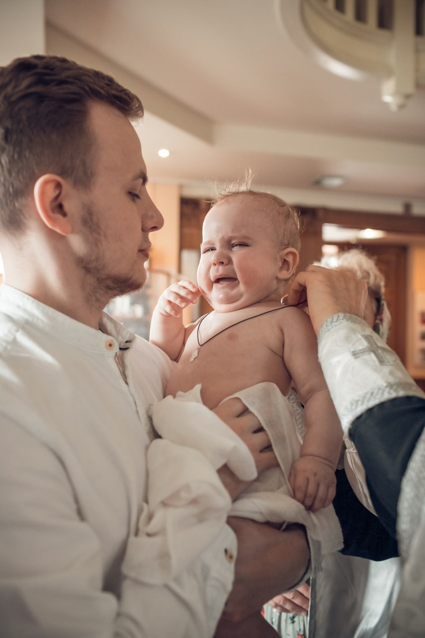 КРЕЩЕНИЕ АРТЁМА. Семейный фотограф Ирис Сенченко