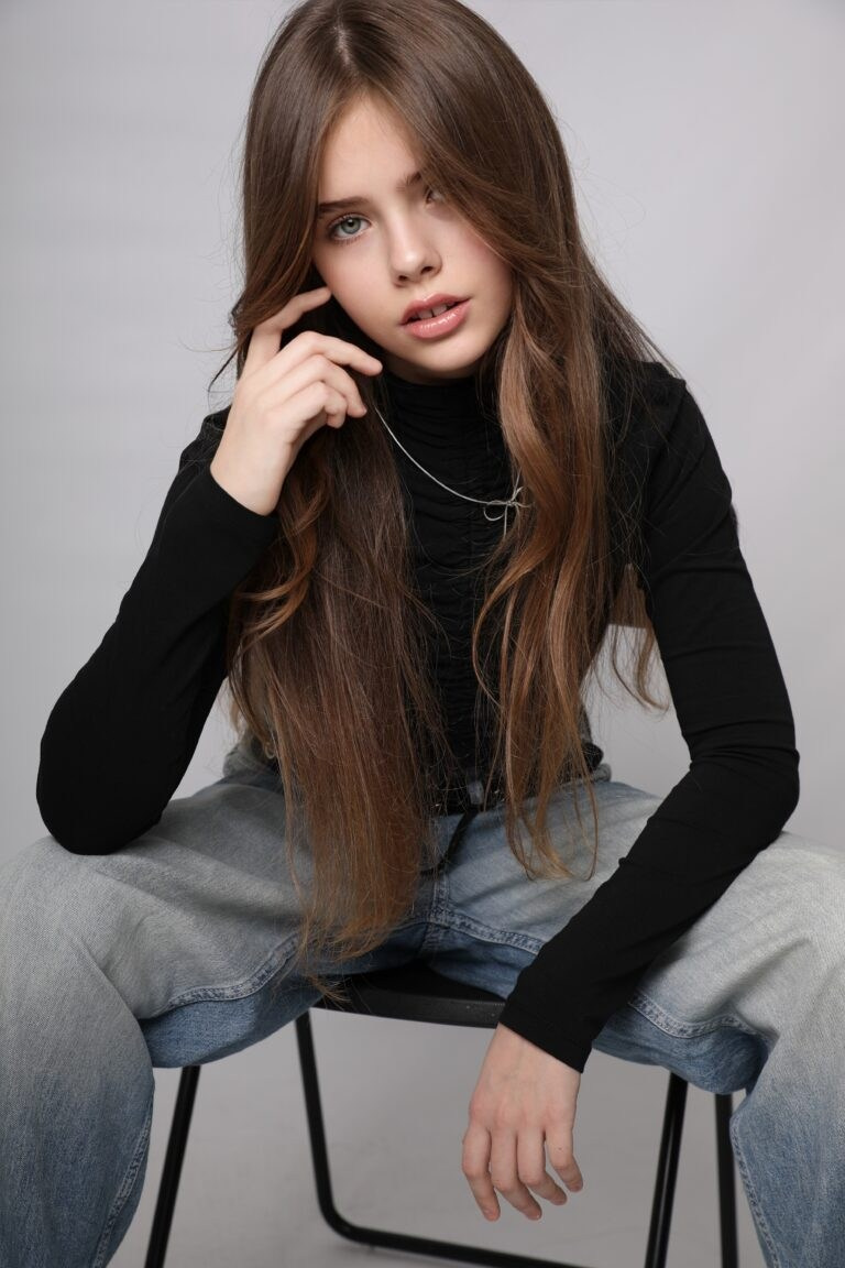 Мария Федосова. Съёмка одежды для маркетплейсов и брендов Morozova Production