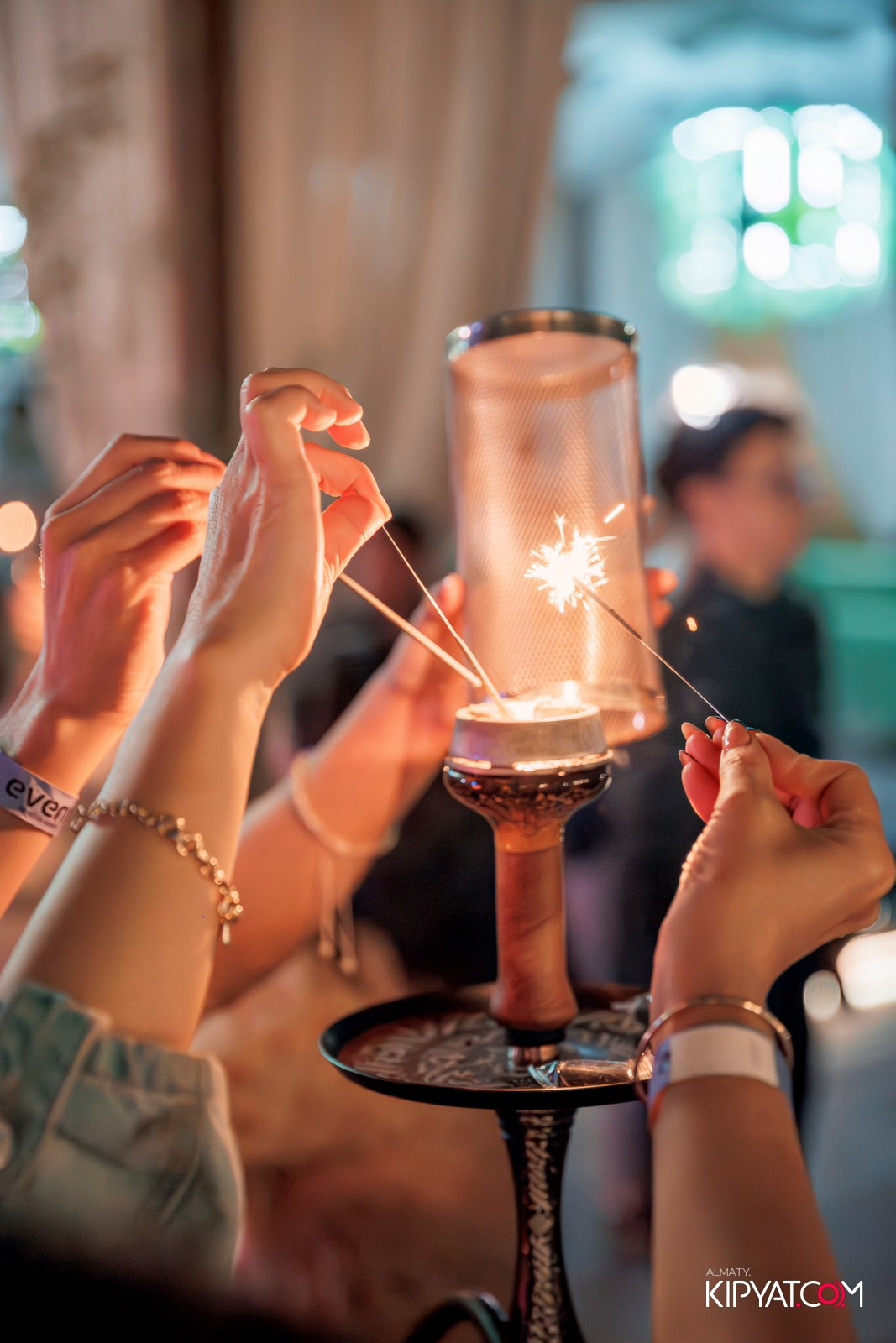 EVENT BAR. КИПЯТКОМ АЛМАТЫ!