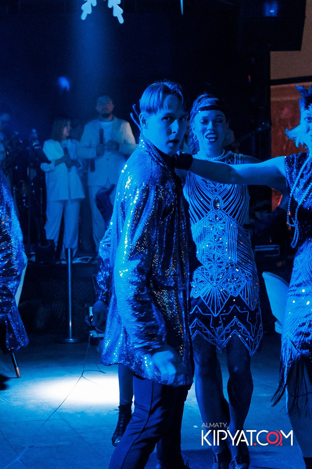 FRIENDS BAR & TERRACE. КИПЯТКОМ АЛМАТЫ!