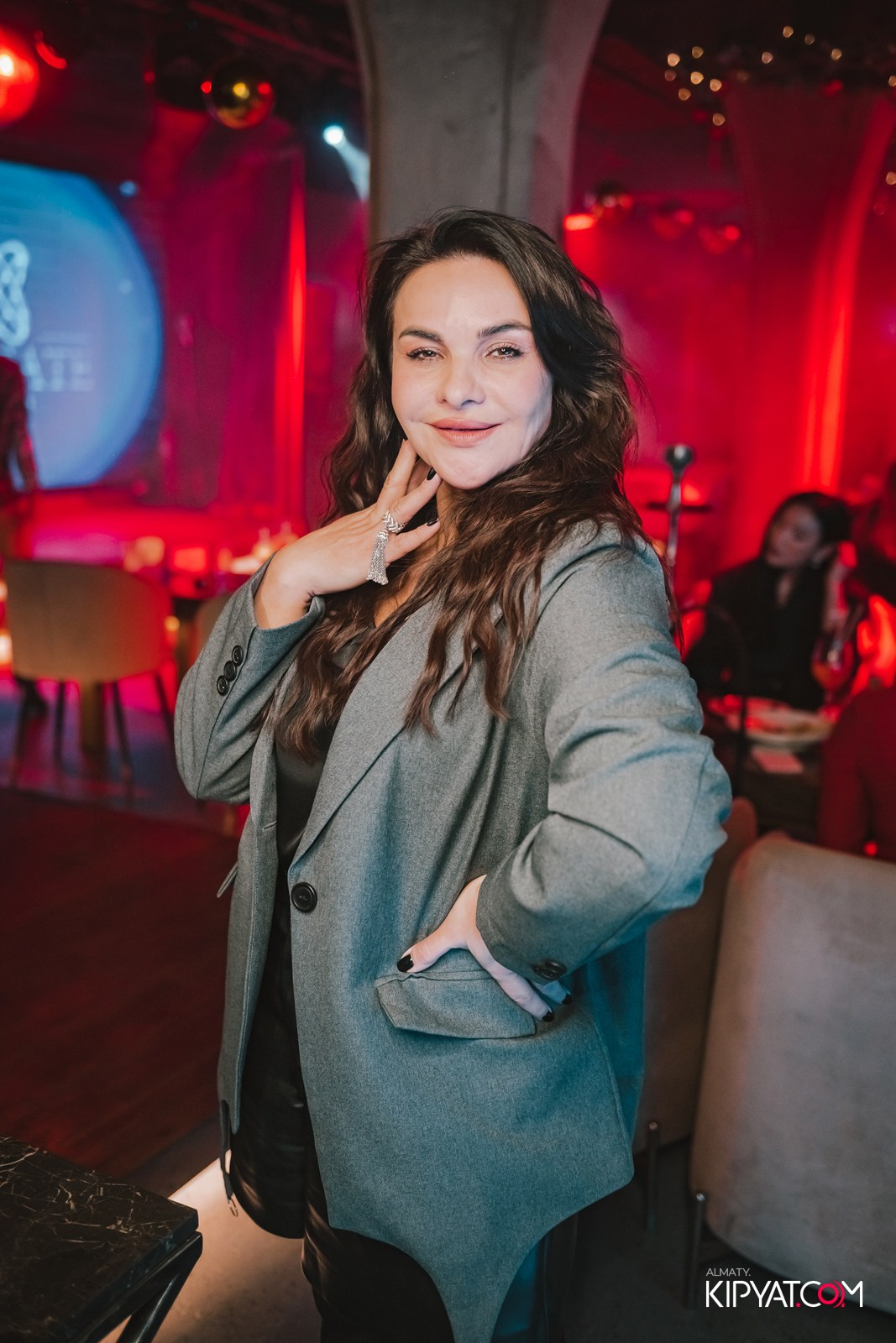 LAUREATE GRANDE CAFE. КИПЯТКОМ АЛМАТЫ!