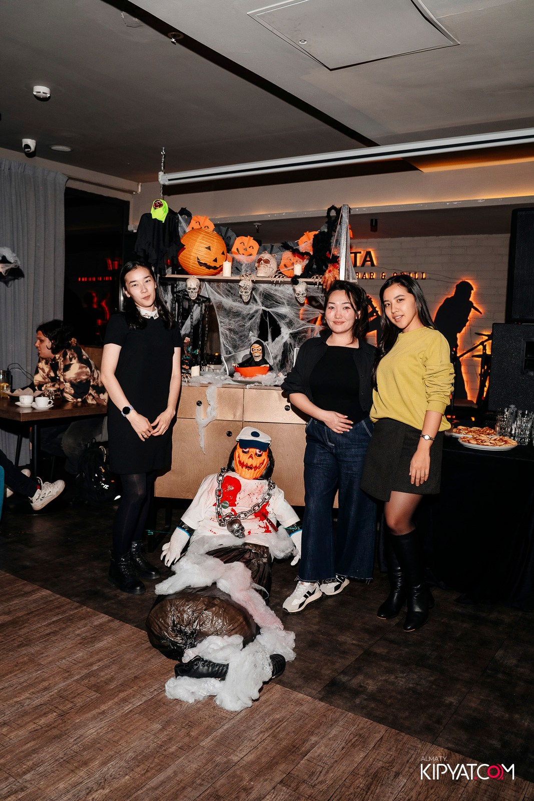 HALLOWEEN — ПИНТА MEGA ALMA-ATA. КИПЯТКОМ АЛМАТЫ!