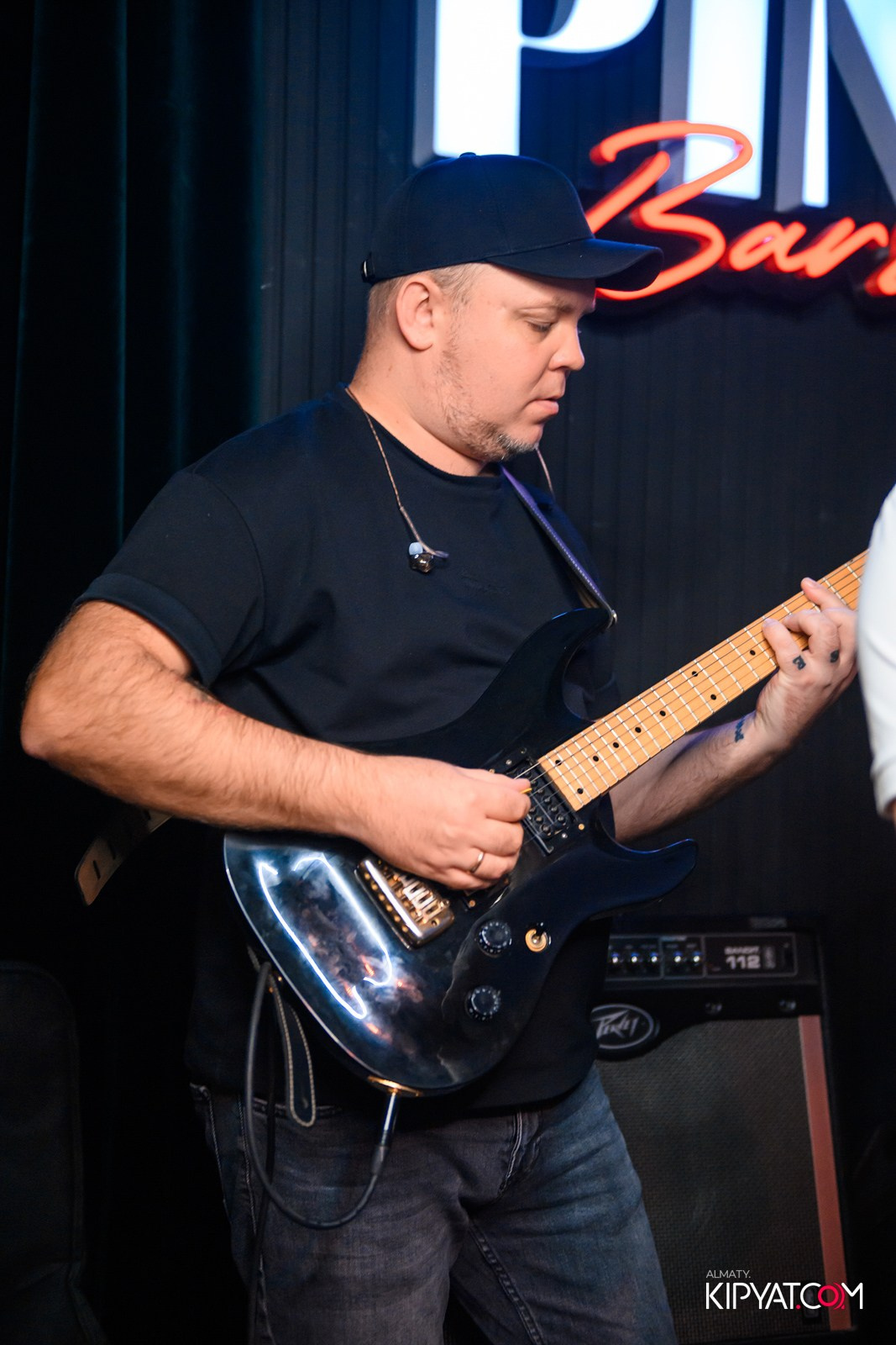 ПИНТА НА АУЭЗОВА. КИПЯТКОМ АЛМАТЫ!