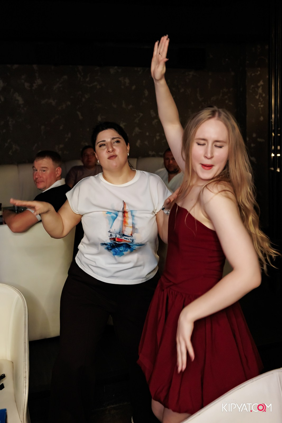 МУЗЫКАЛЬНОЕ ЛОТО В HIT RETRO. КИПЯТКОМ АЛМАТЫ!