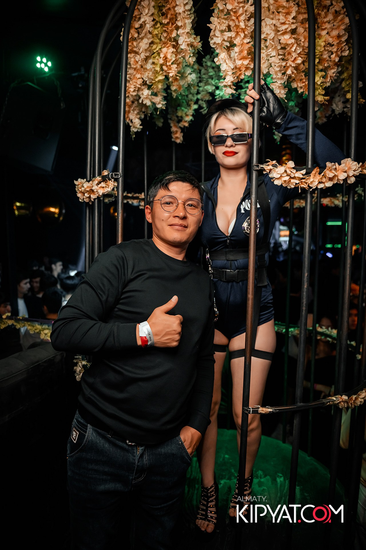 UYAT EMES BAR. КИПЯТКОМ АЛМАТЫ!