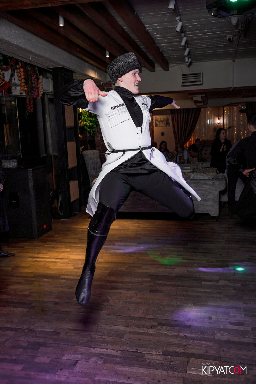 ВАХТАНГУРИ. КИПЯТКОМ АЛМАТЫ! Фотосъемка мероприятий в Алматы