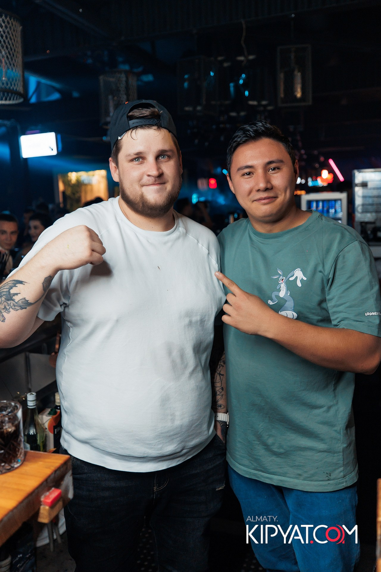 BANGLAROAD BAR SPECIAL GUEST: ASIK. КИПЯТКОМ АЛМАТЫ!