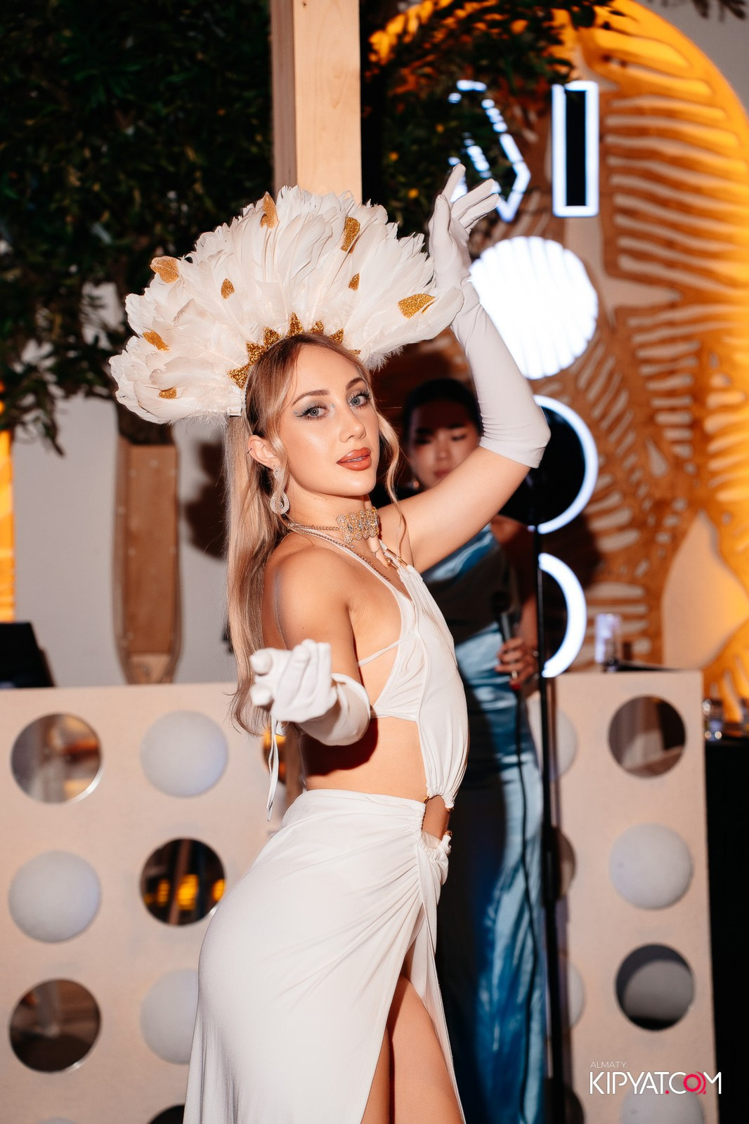 MOOD KARAOKE & TERRACE. КИПЯТКОМ АЛМАТЫ!