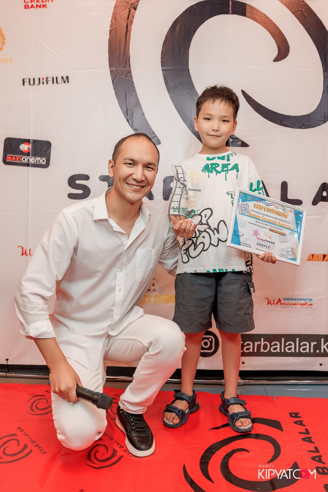 ПРЕЗЕНТАЦИЯ 10 ГРУППЫ КИНОПРОЕКТА STARBALALAR. КИПЯТКОМ АЛМАТЫ!