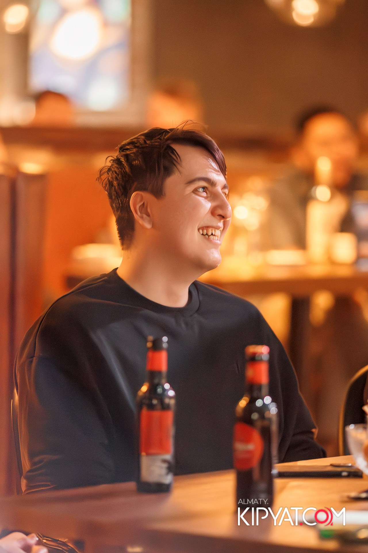 СОЛЬНЫЙ СТЕНДАП КОНЦЕРТ АЛЕКСАНДРА МЕРКУЛЬ. КИПЯТКОМ АЛМАТЫ!