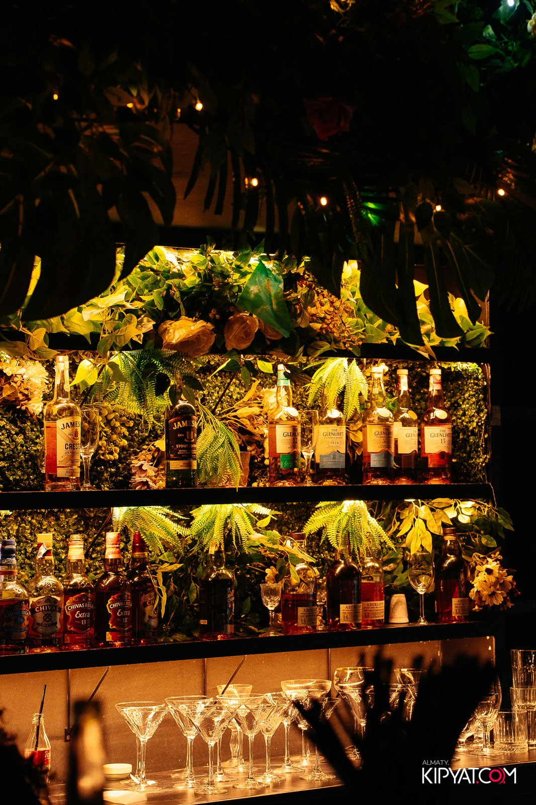 RETRO HIT. КИПЯТКОМ АЛМАТЫ!