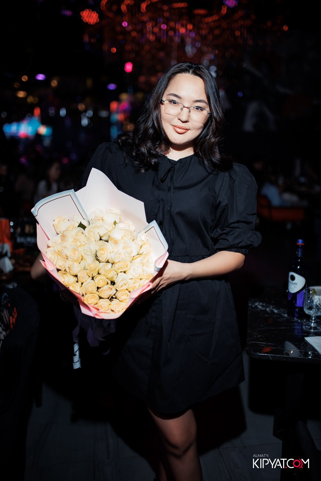 FRIENDS BAR & TERRACE. КИПЯТКОМ АЛМАТЫ!