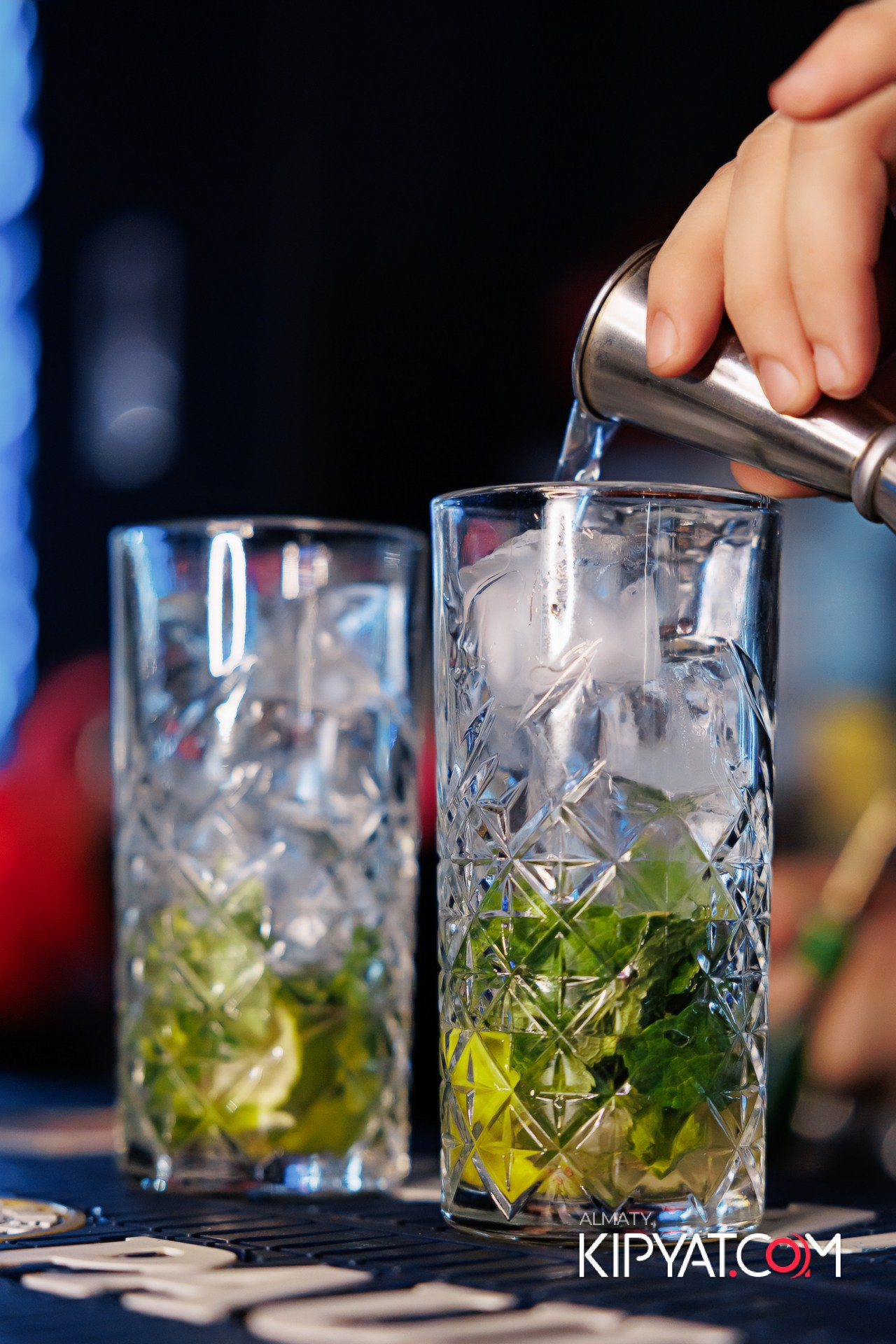 ЗАЯ, НА БИС. КИПЯТКОМ АЛМАТЫ!