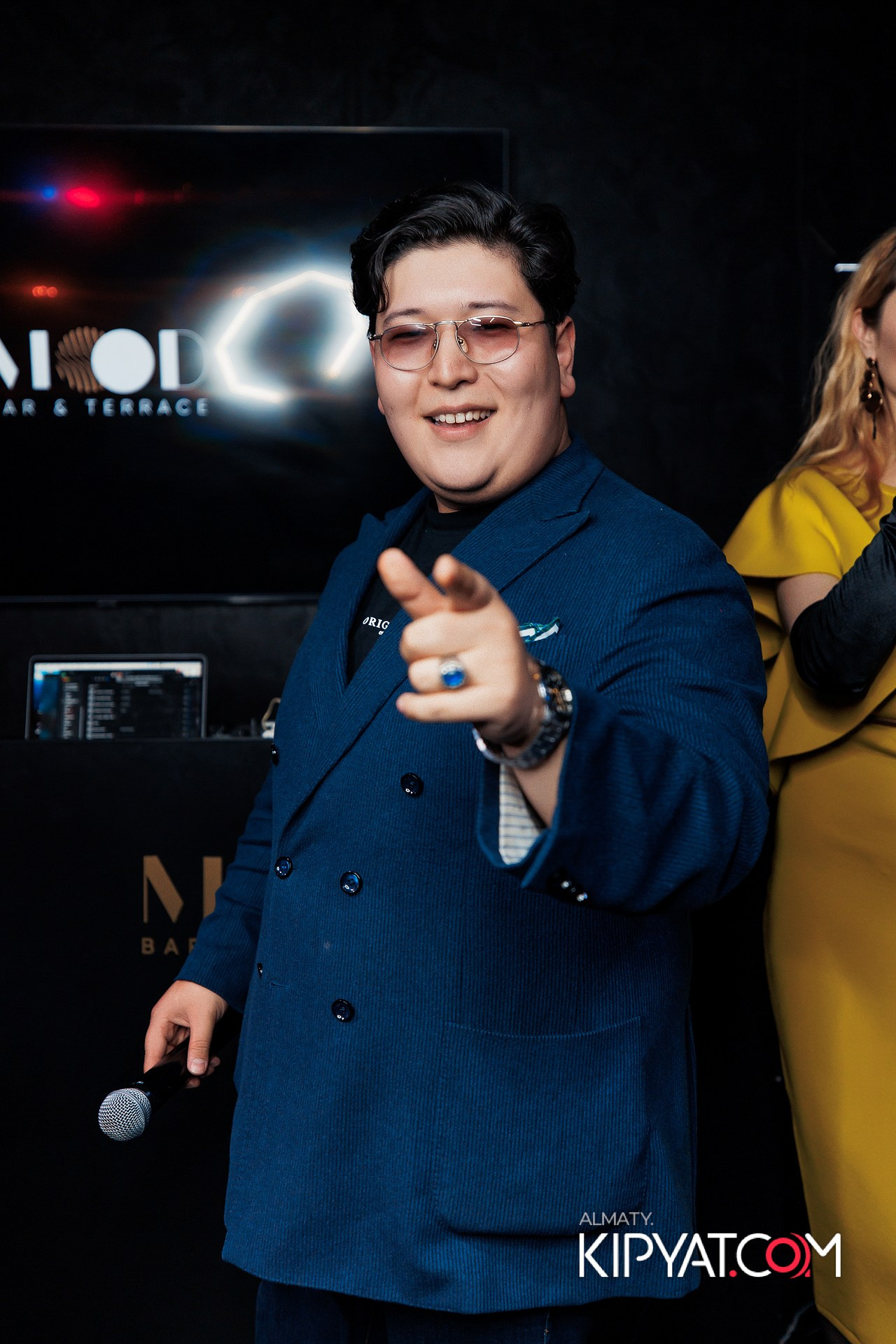 MOOD KARAOKE & TERRACE. КИПЯТКОМ АЛМАТЫ!