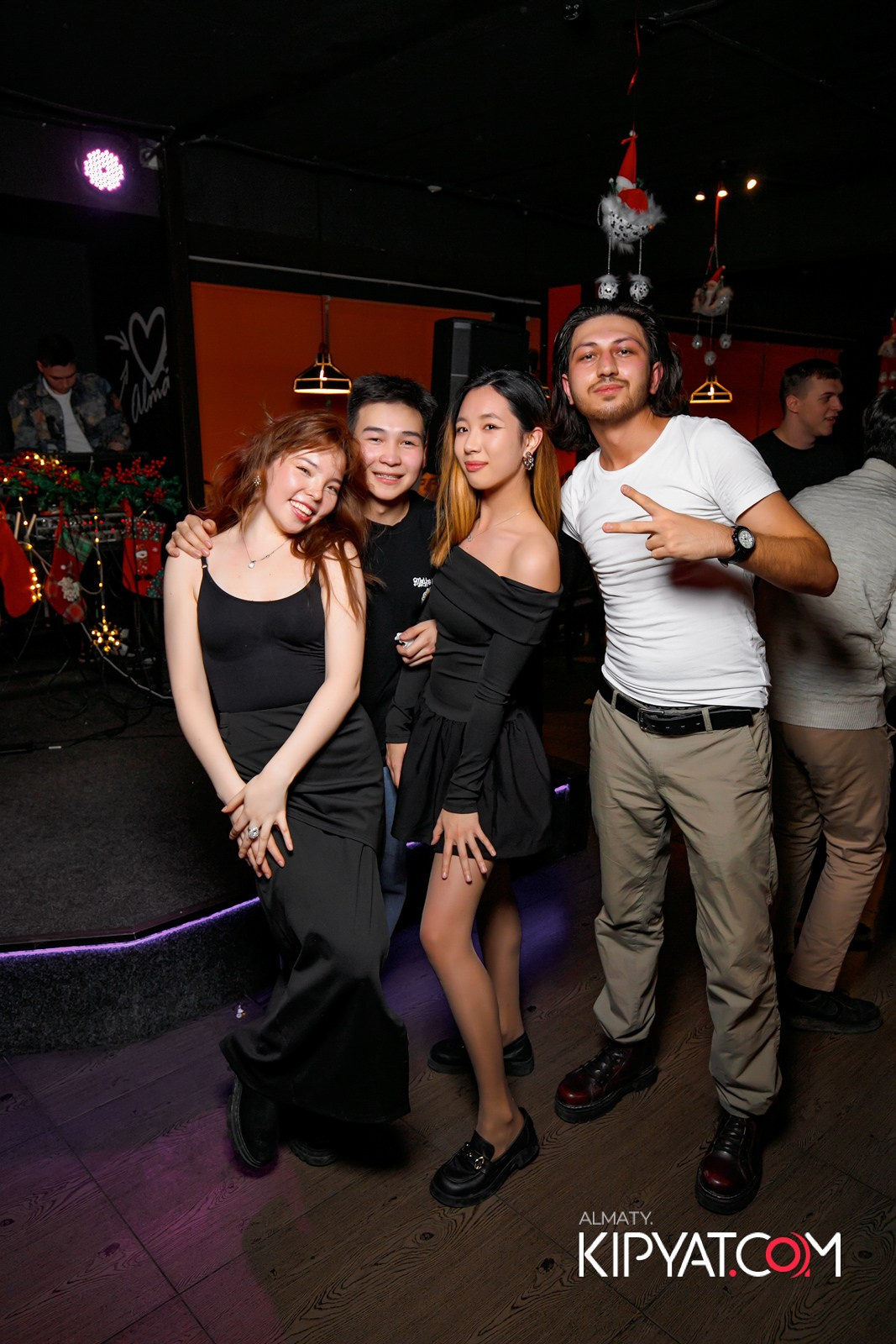 ШАШЛЫКОФФ. КИПЯТКОМ АЛМАТЫ!