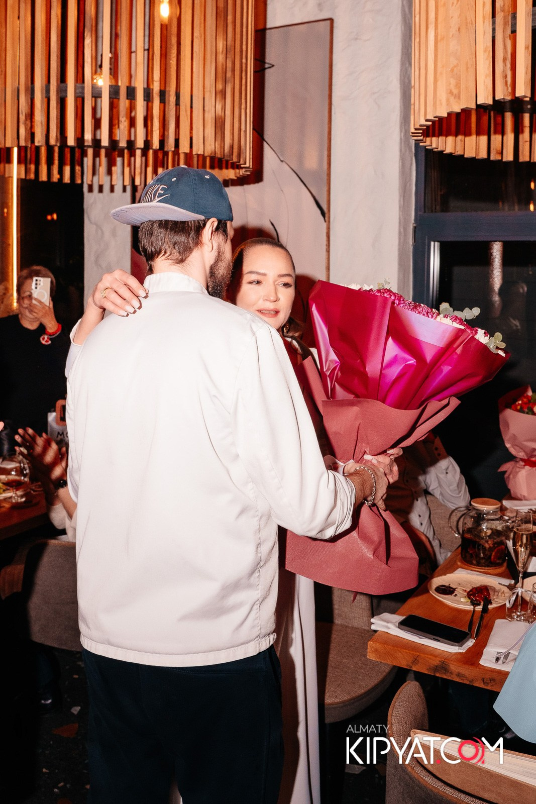 ДЕНЬ РОЖДЕНИЯ РЕСТОРАНА MÖTE. КИПЯТКОМ АЛМАТЫ! Фотосъемка мероприятий в Алматы