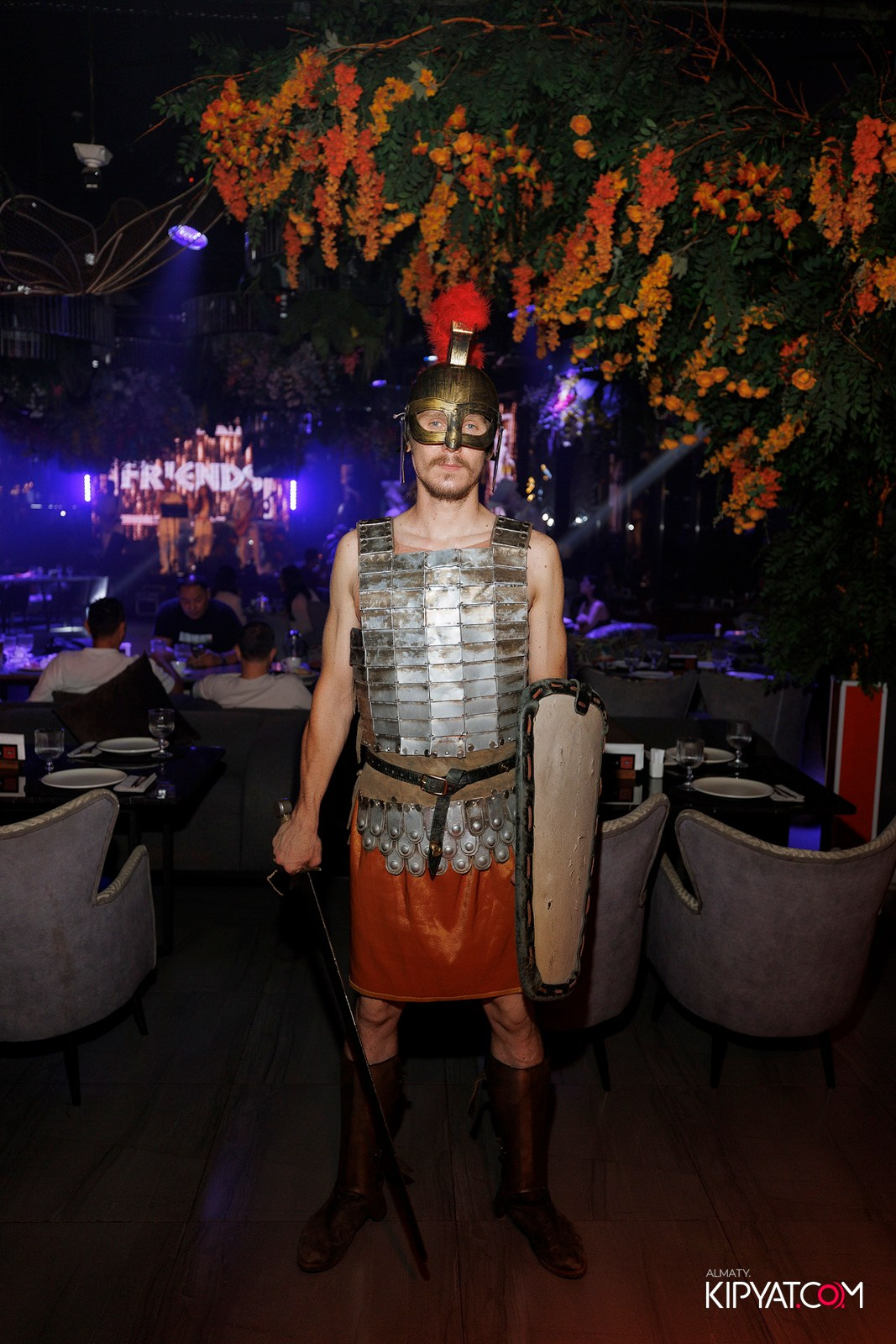 FRIENDS BAR & TERRACE. КИПЯТКОМ АЛМАТЫ! Фотосъемка мероприятий в Алматы