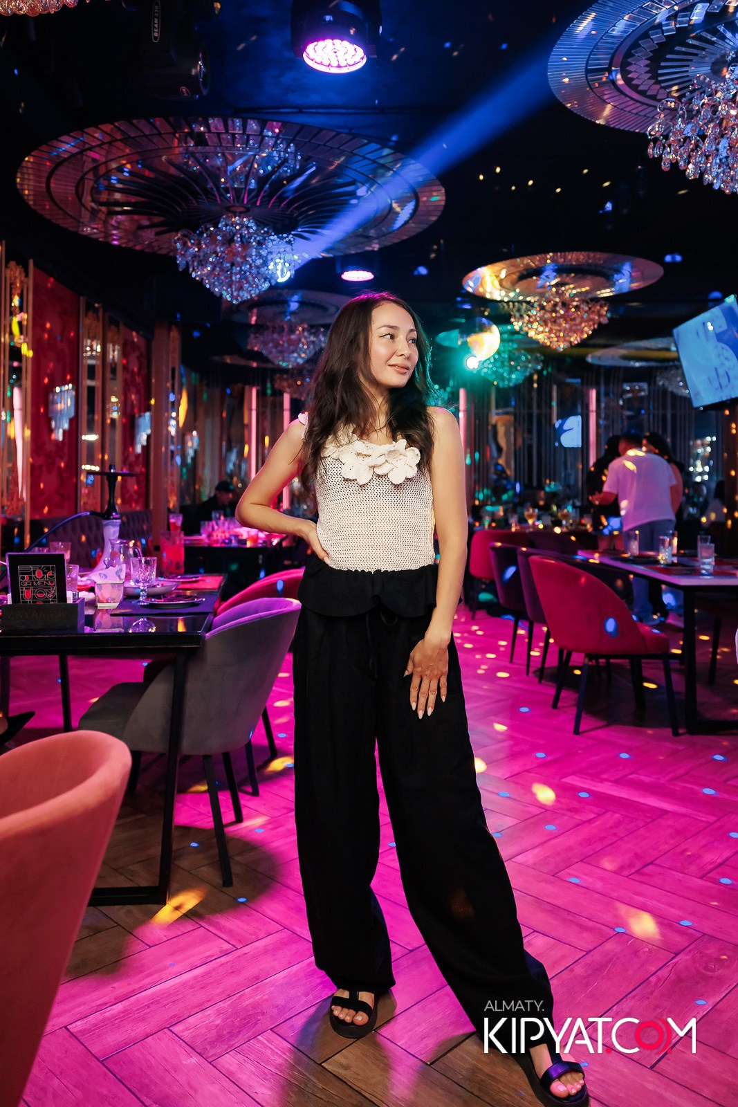 ЗАЯ, НА БИС. КИПЯТКОМ АЛМАТЫ!