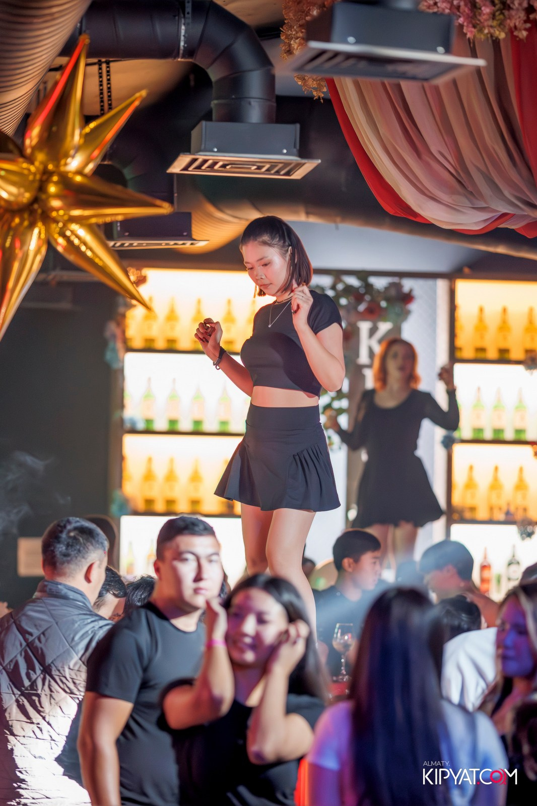 UYAT EMES BAR. КИПЯТКОМ АЛМАТЫ!