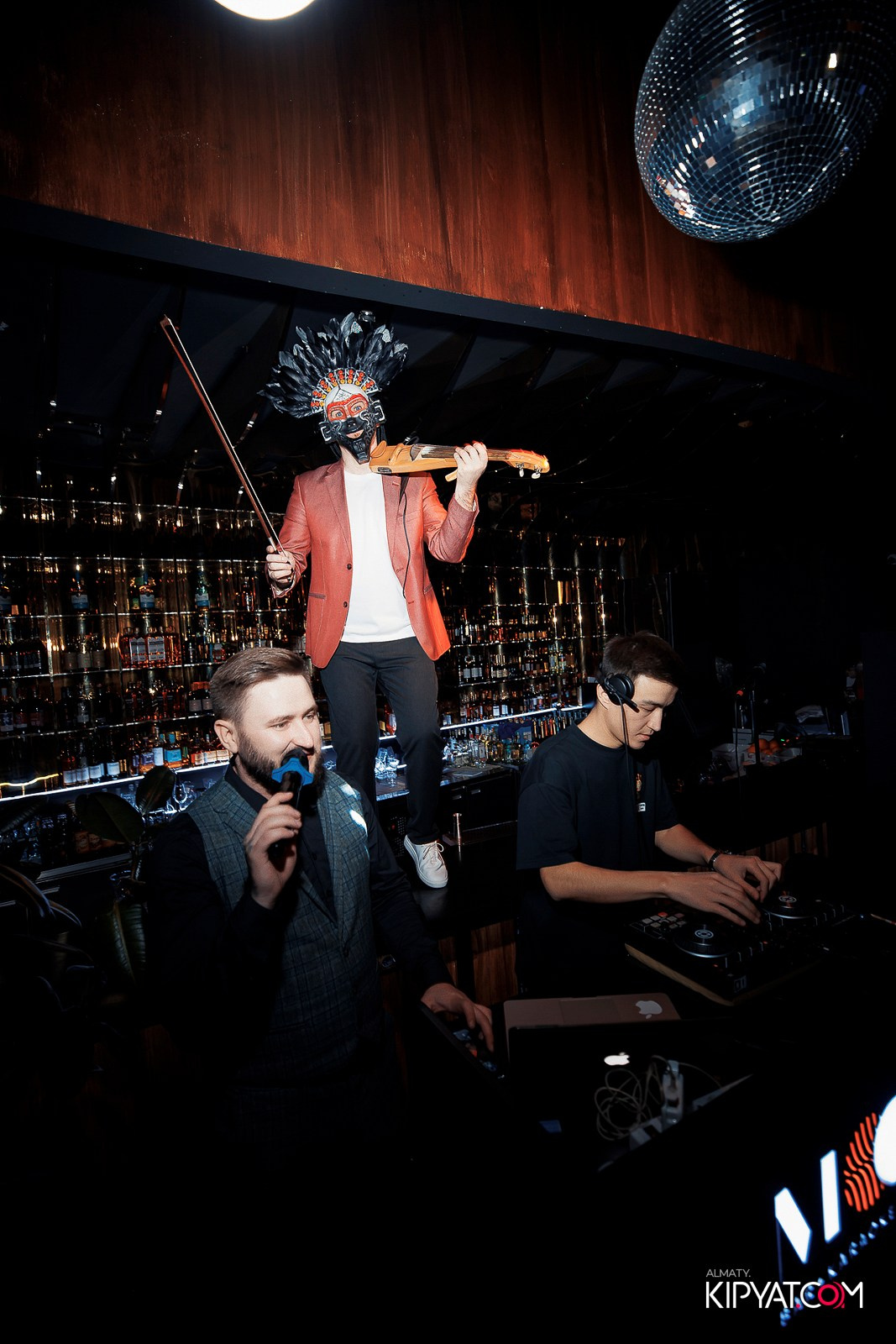 MOOD KARAOKE & TERRACE. КИПЯТКОМ АЛМАТЫ! Фотосъемка мероприятий в Алматы