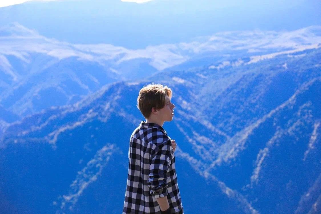 Горы Кавказа. Костюмер, художник кино и телевидения в спб