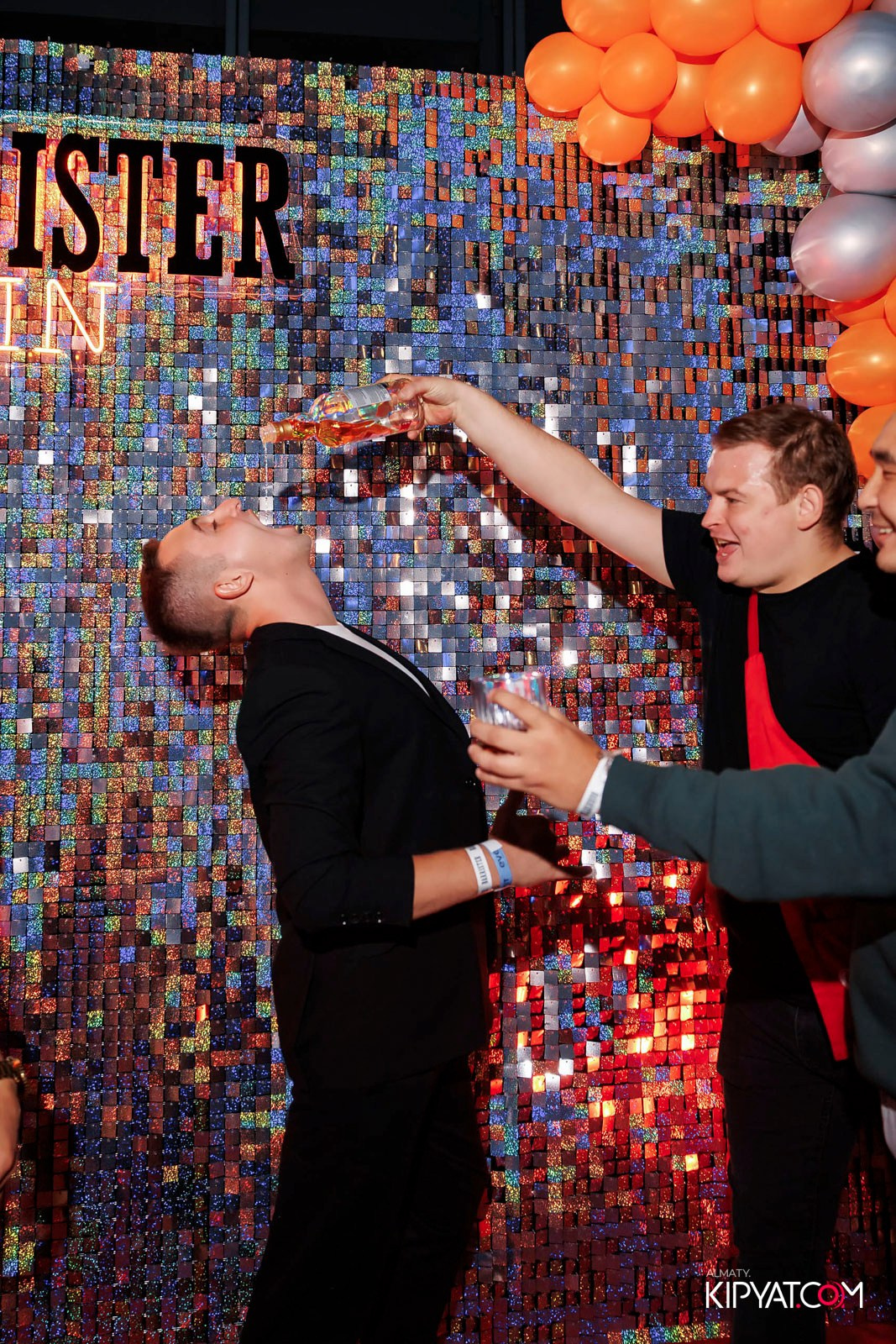 BARRISTER STAFF PARTY. КИПЯТКОМ АЛМАТЫ!