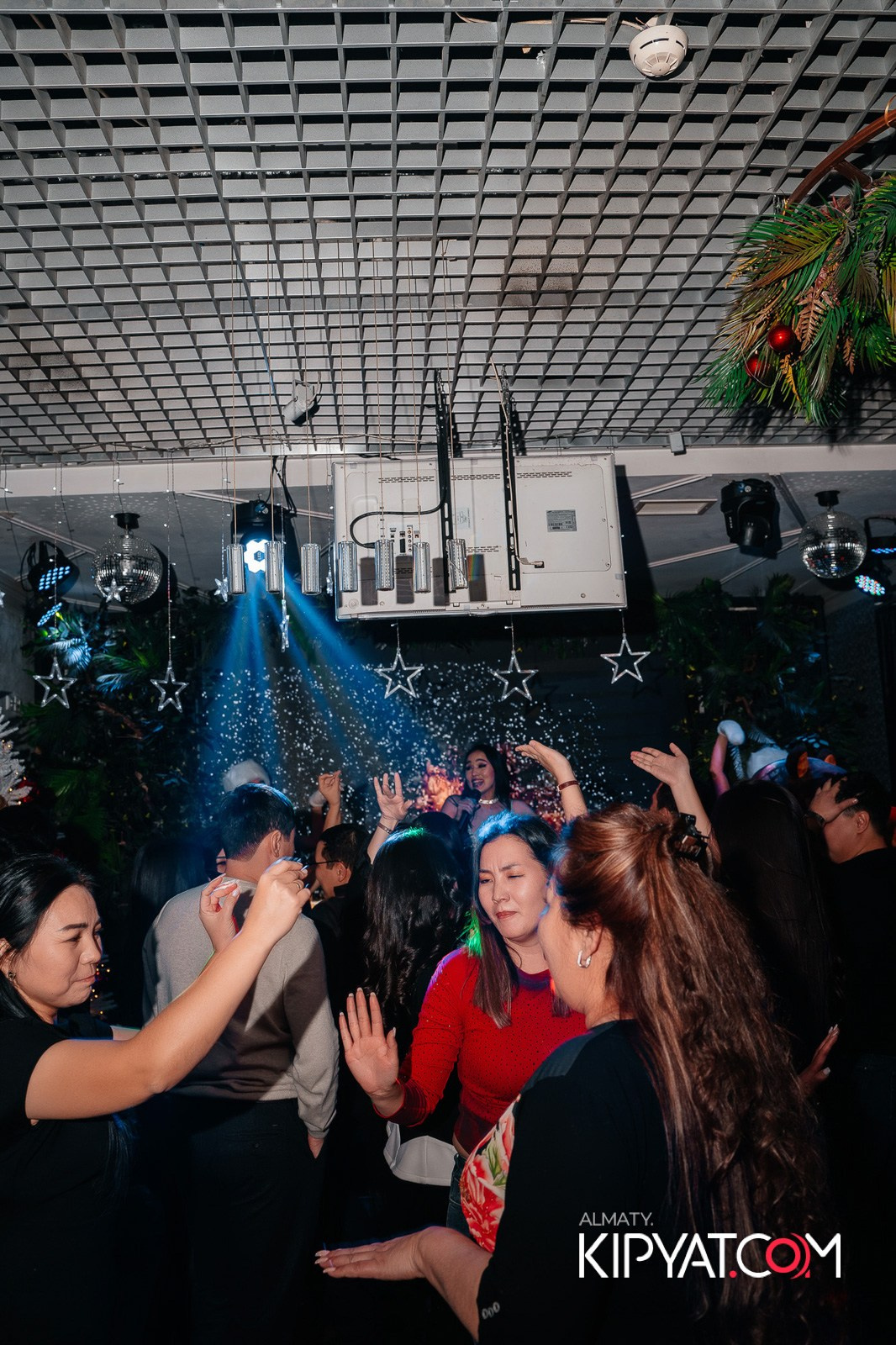 УХО И МЕДВЕДЬ НА КУРМАНГАЗЫ. КИПЯТКОМ АЛМАТЫ!