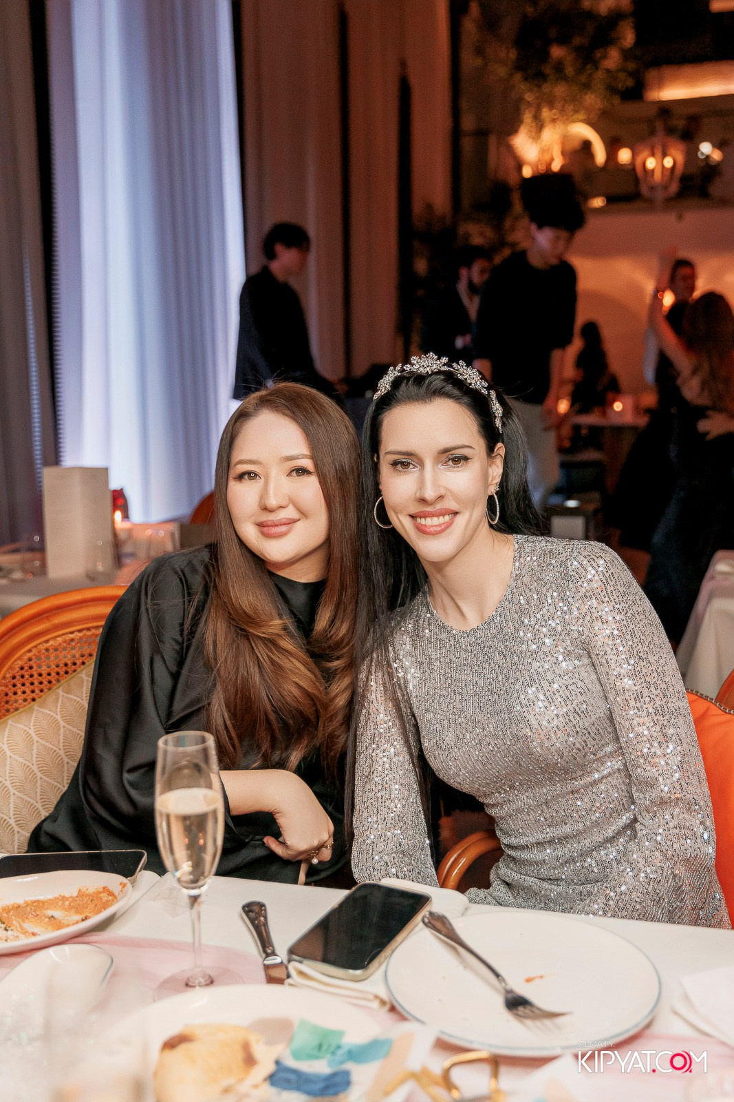 AIZA TERRACE RESTAURANT & BAR. КИПЯТКОМ АЛМАТЫ! Фотосъемка мероприятий в Алматы