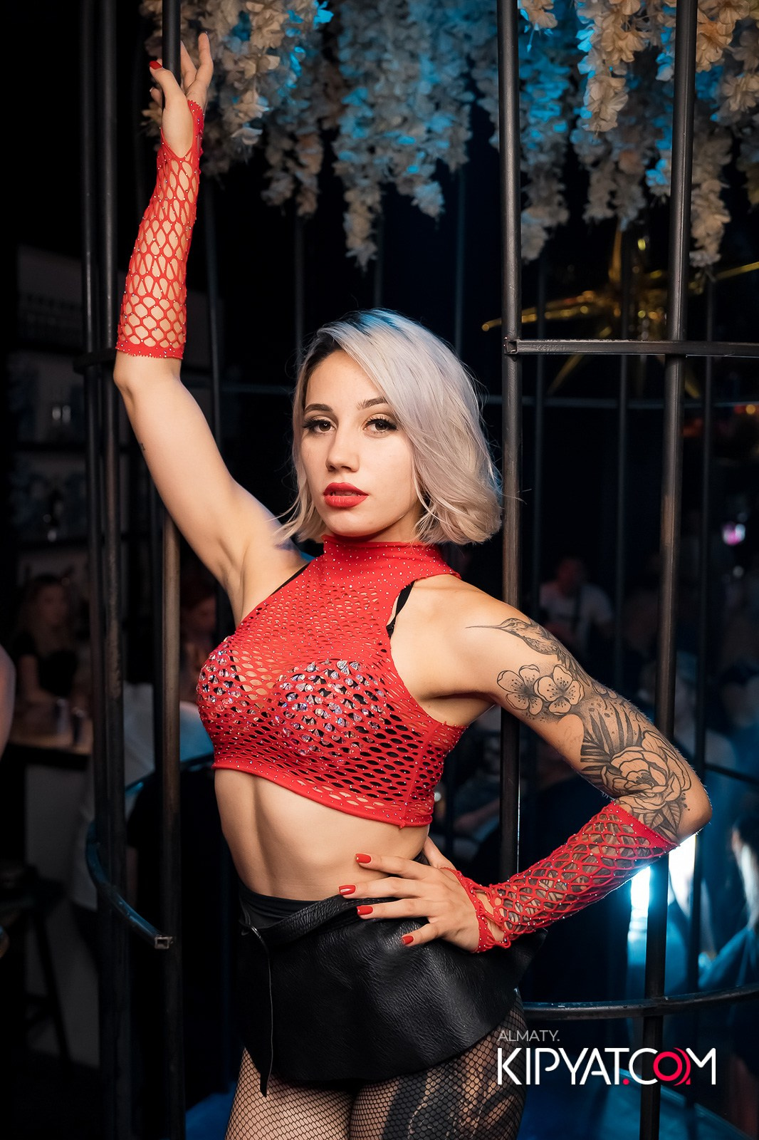 UYAT EMES BAR. КИПЯТКОМ АЛМАТЫ!