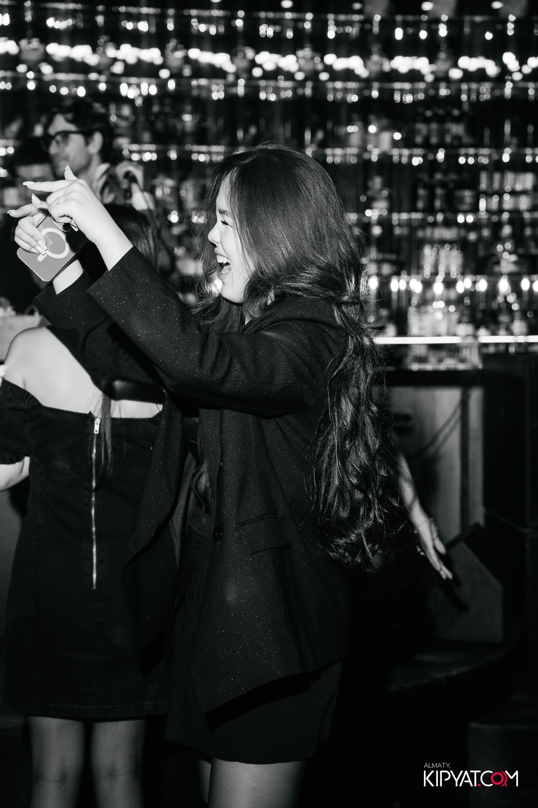 MOOD KARAOKE & TERRACE. КИПЯТКОМ АЛМАТЫ!