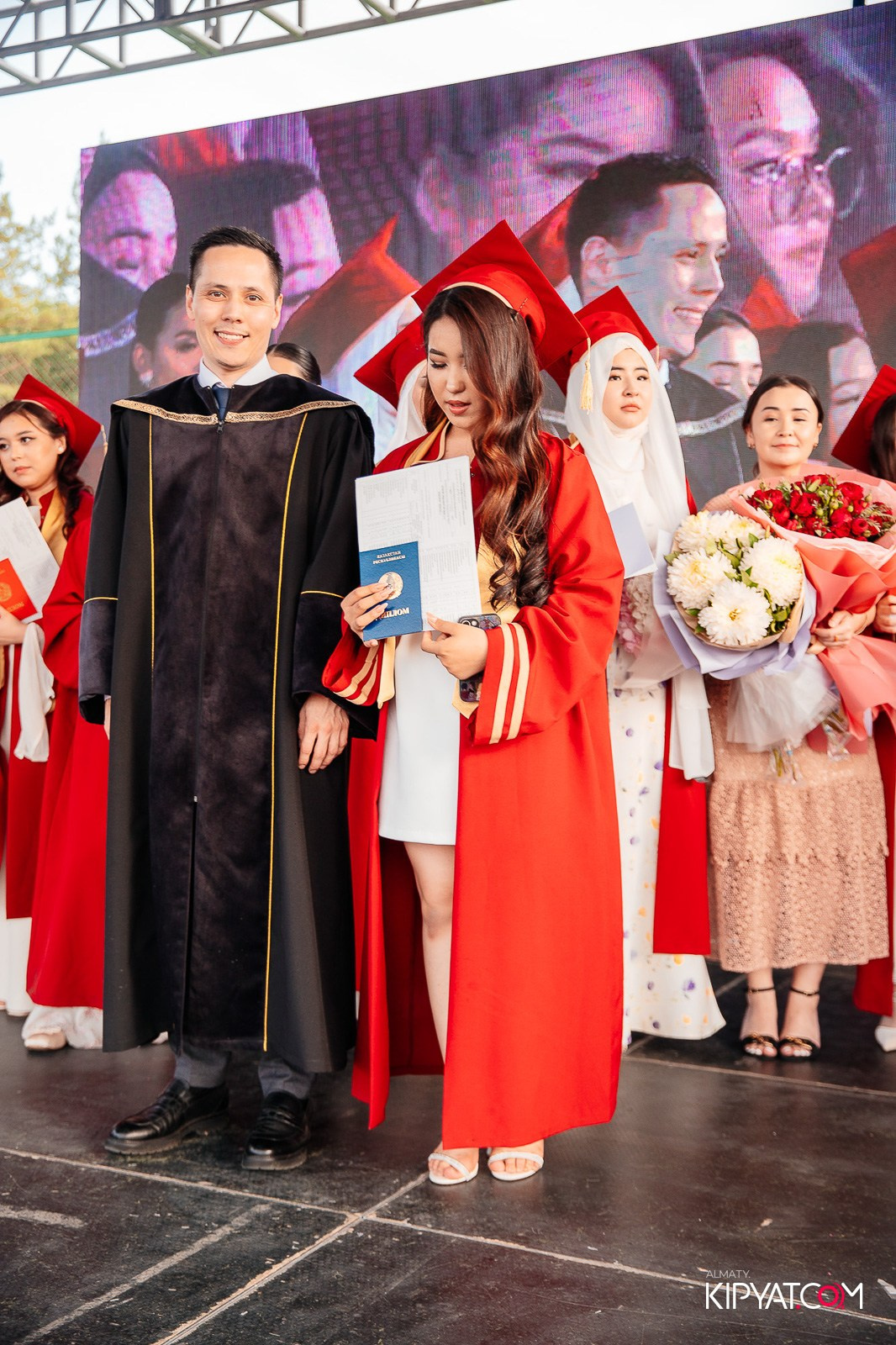 ВРУЧЕНИЕ ДИПЛОМОВ — НАРХОЗ КОЛЛЕДЖ. Part 3. КИПЯТКОМ АЛМАТЫ!