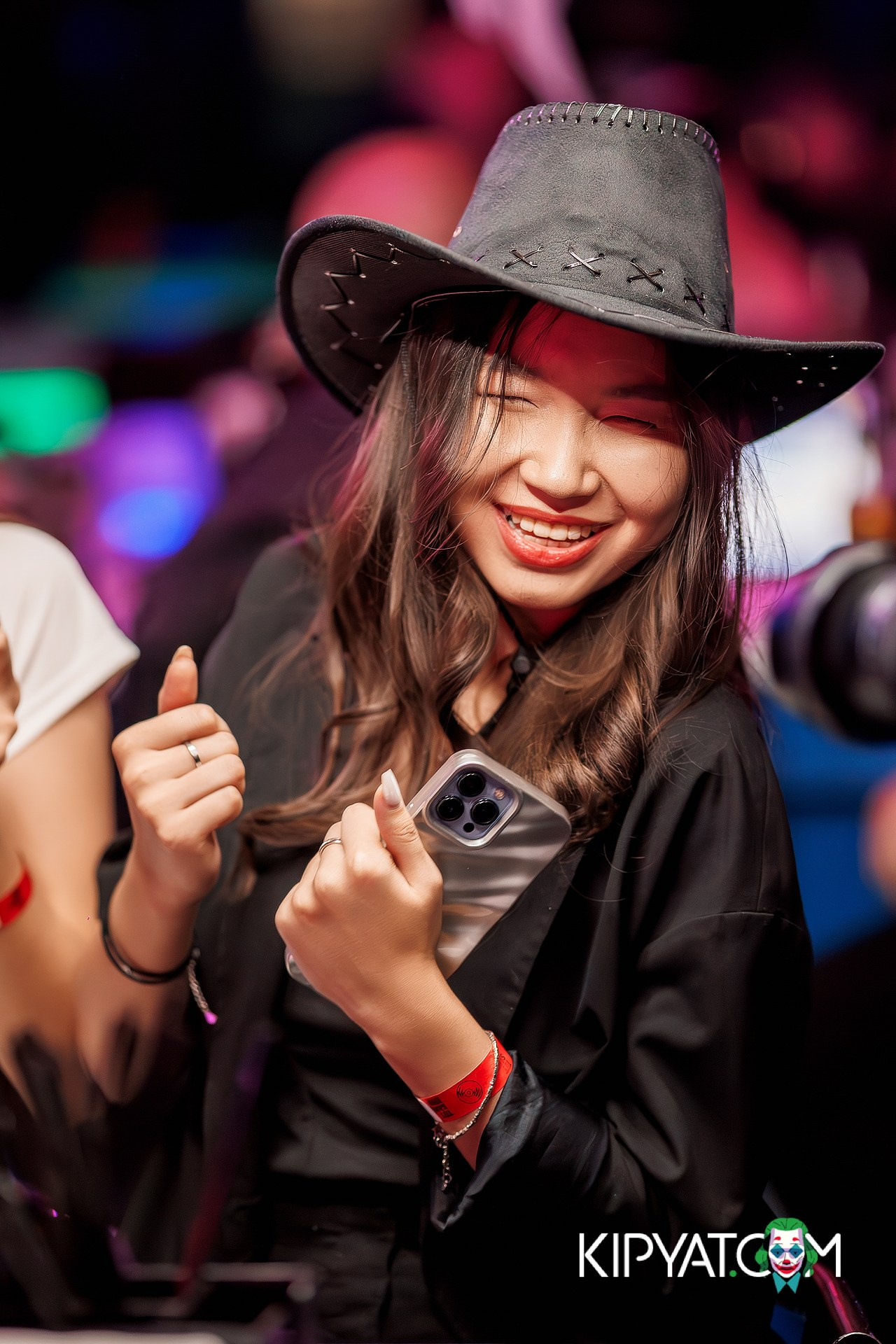 BHB BAR. КИПЯТКОМ АЛМАТЫ!