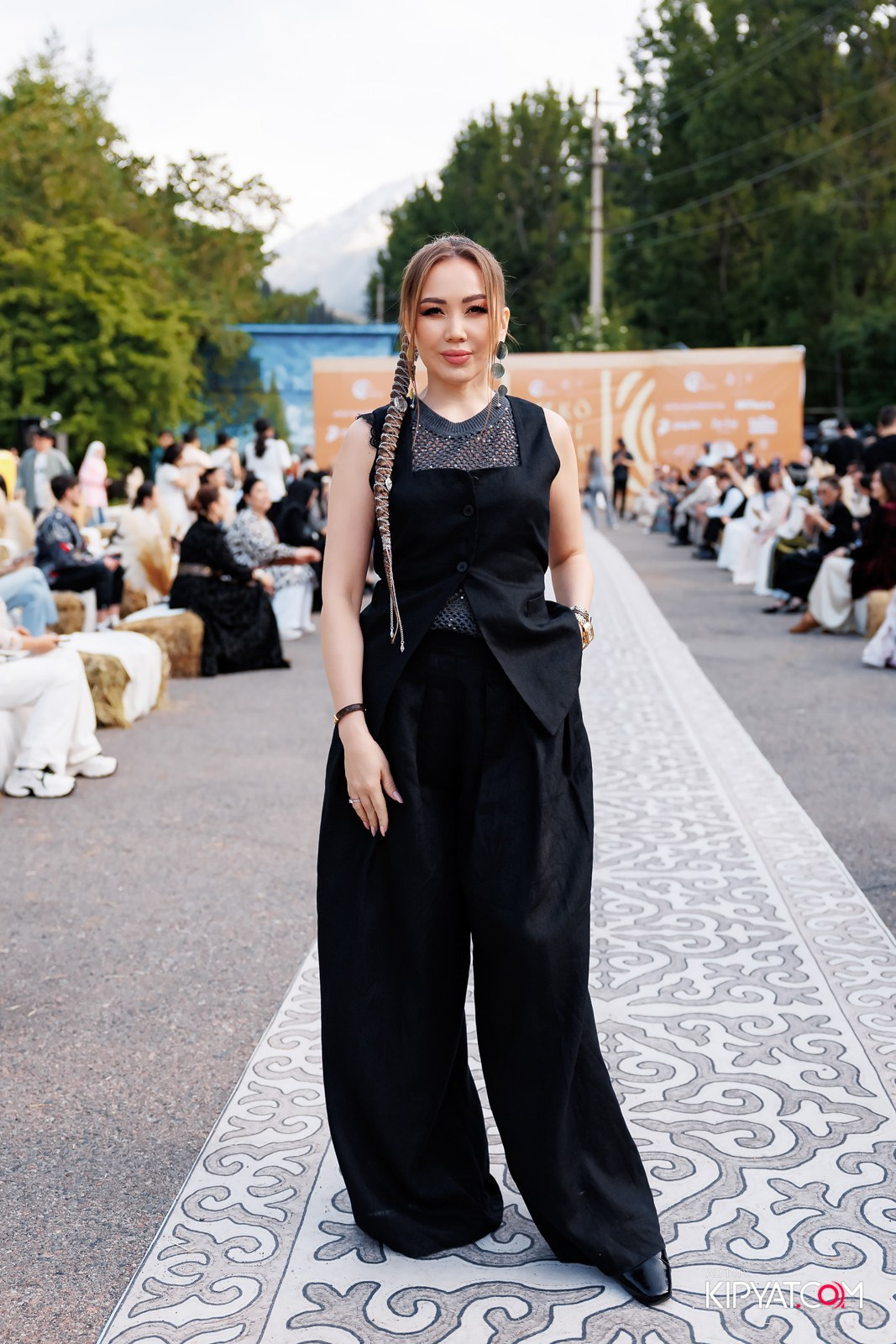 KANG REN TANG. КИПЯТКОМ АЛМАТЫ!