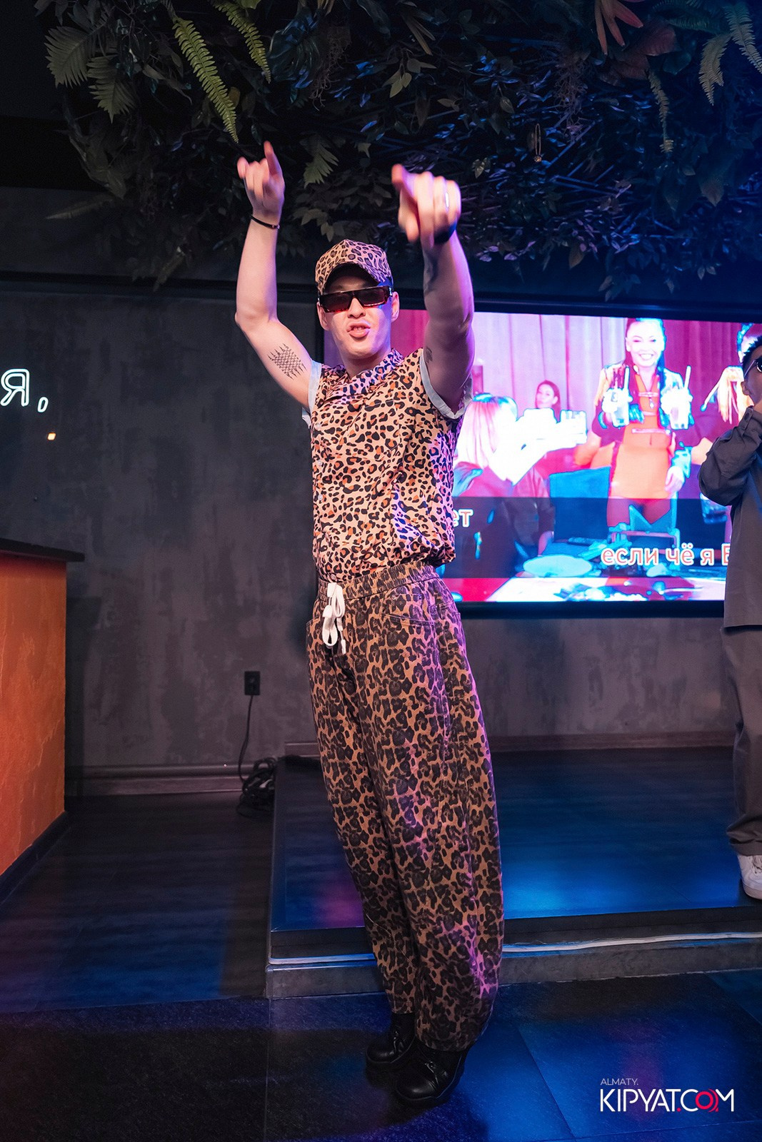 ДОРОГАЯ, Я НЕ ПИЛ. КИПЯТКОМ АЛМАТЫ!