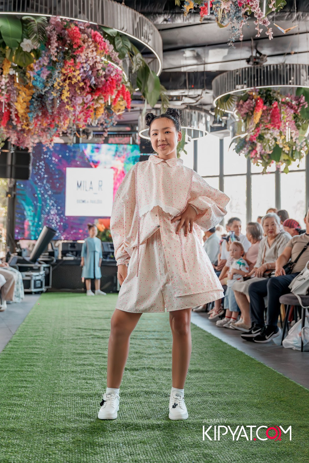 PROM KIDS FASHION SHOW. КИПЯТКОМ АЛМАТЫ!