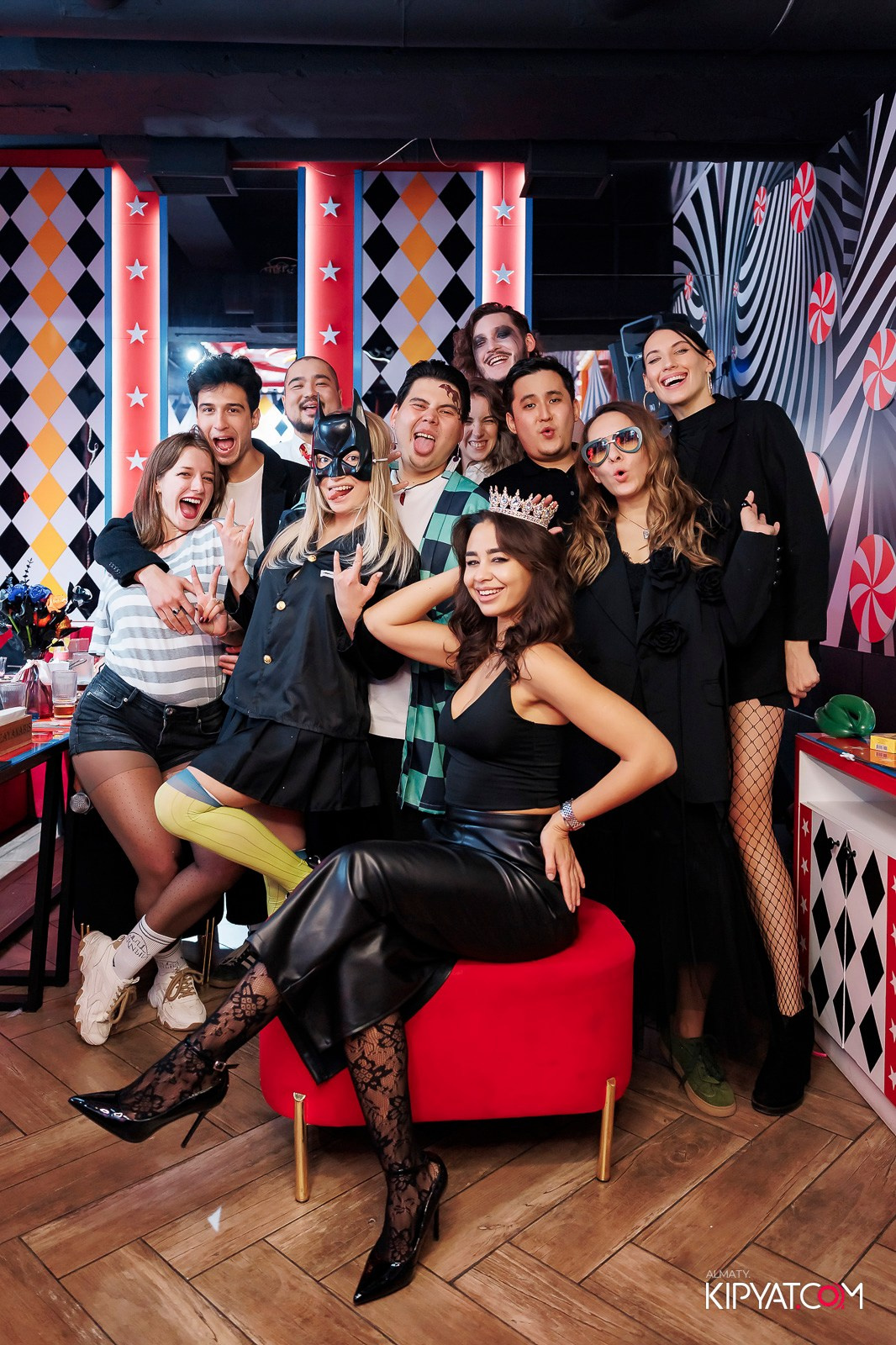 ЗАЯ, НА БИС. КИПЯТКОМ АЛМАТЫ!